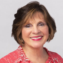 Lynne Callea, CHCP
